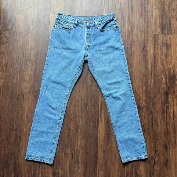 Levi’s 501 Original Fit Blue Jeans Button Fly Unisex 30x32 - Picture 2 of 10